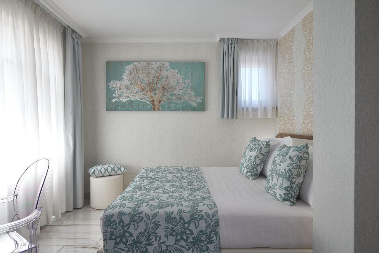 Rome Airport Inn Fiumicino Bagian luar foto