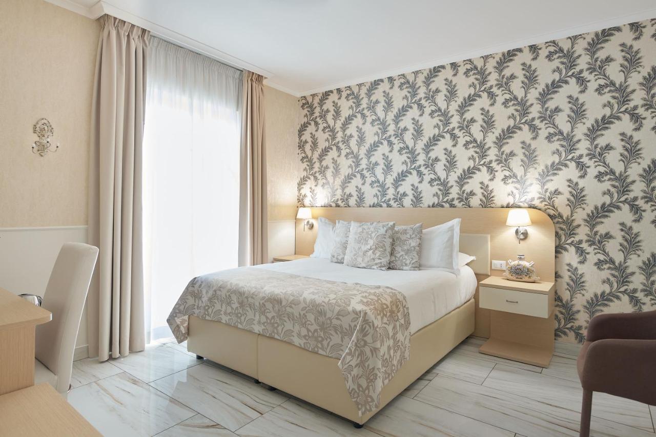 Rome Airport Inn Fiumicino Bagian luar foto