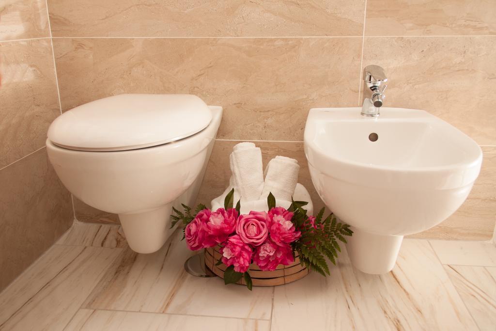 Rome Airport Inn Fiumicino Bagian luar foto